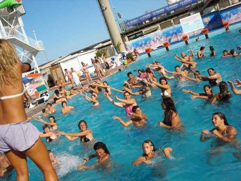 Hotel Fucsia Riccione Luaran gambar